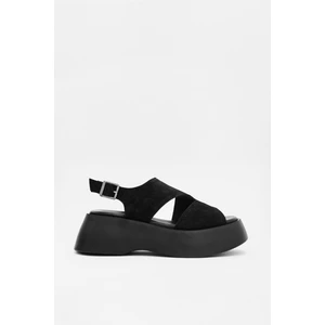 Simba Siyah Süet Kalın Tabanlı Kadın Sandalet