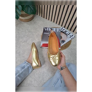 Günlük Kadın Babet Oval Burunlu Fiyonklu Krokodil Rahat Kalıp Tırtıklı Taban Balerin Ayakkabı 112