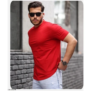 Pamuklu Sıfır Yaka T-Shırt