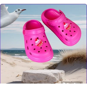 Kız Çocuk Pembe Soft Taban Terlik Sandalet Crocs