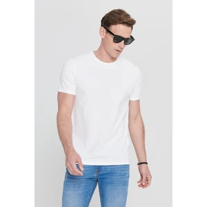 AC&Co / Altınyıldız Classics Erkek Beyaz Slim Fit Dar Kesim Modal Bisiklet Yaka Yumuşak Tuşeli Esnek Basic Tişört
