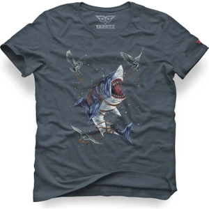 Baykuş Ve Köpekbalıklı Tasarım T-Shirt