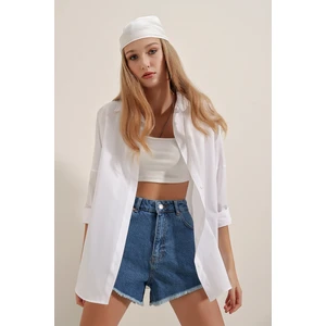 Kadın Beyaz Oversize Uzun Basic Gömlek 3900
