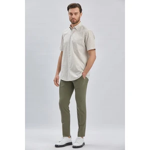 Bej Kısa Kollu Ekoseli Cepli Garnili Pamuklu Klasik Comfort Fit Rahat Kesim Gömlek 1004240221