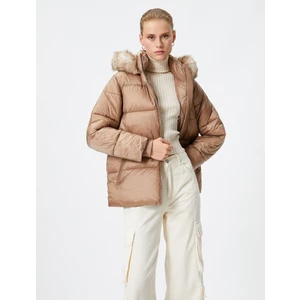 Şişme Mont Kapüşonlu Fermuarlı Suni Kürk Detaylı Cepli