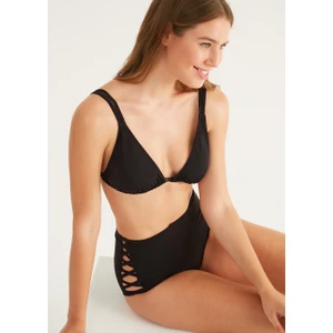 Üçgen Bikini Üst