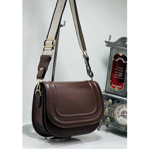 Kapaklı Uzun Çapraz Omuz Askılı Kadın El ve Kol Çantası