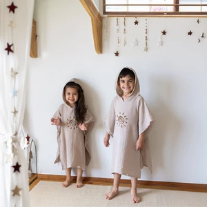 Müslin Pamuklu Bebek & Çocuk Panço Güneş Nakışlı