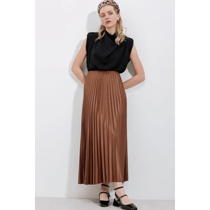 8009 Deri Görünümlü Piliseli Etek - Taba