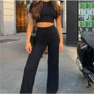 Amor Man Yüksek Bel Kısa Kollu Yazlık Ispanyol Paça Kadın Crop Eşofman Takımı