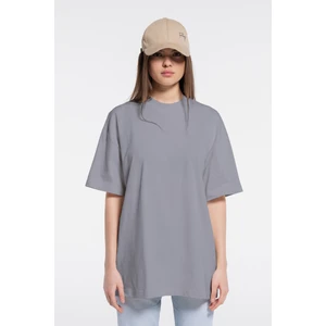Friday Offset Soft Kadın Gri %100 Pamuk Bisiklet Yaka Ekstra Oversize Tişört