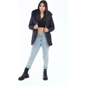 Kadın Lacivert Içi Polarlı Su ve Rüzgar Geçirmez Kapüşonlu Mont