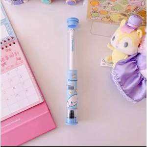Syn İletişim Cinnamoroll Sanrio Diş Fırçası Yumuşak Uçlu Saklama Kabında Asma Aparatı Vardır