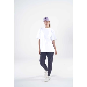 Friday Offset Soft Kadın Beyaz %100 Pamuk Bisiklet Yaka Ekstra Oversize Tişört