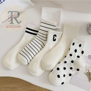 Unisex 5 Çift Sade Çizgili Benekli Çorap Soket Beyaz Siyah Çorap