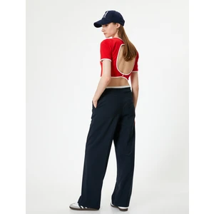 Crop Tişört Slim Fit Kısa Kollu Bisiklet Yaka Kaşkorse Renk Kontrastlı