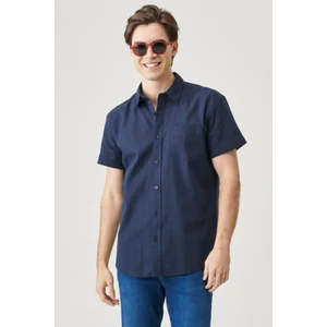 W5J7LO114 Lacivert Önü Cepli Kısa Kollu Erkek Gömlek