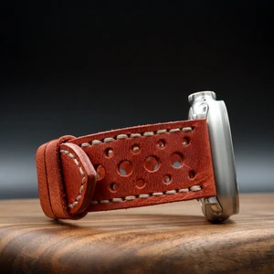 North's Nature Apple Watch Uyumlu Deri Kordon Ultra Kırmızı Hakiki Deri saat kordonu delikli