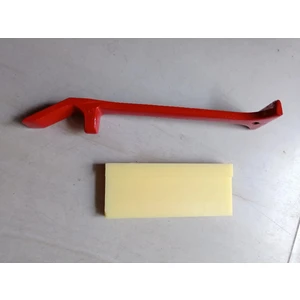İnan Yapı Laminant Parke Usta Seti Kestamid Döşeme Çakma Takozu 2 cm*17 cm ve Çektirme Demiri 3 cm*32 cm