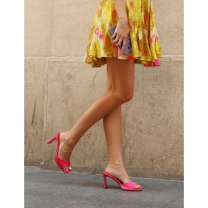 Pembe Saten Kadın Topuklu Terlik