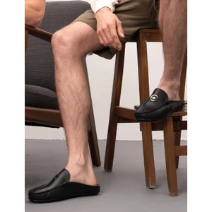 Hakiki Deri Siyah Tokalı Erkek Terlik