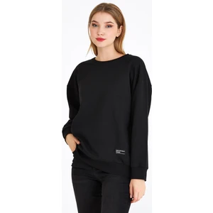 Kadın Siyah Basic Bisiklet Yaka Regular Fit Rahat Sweatshirt
