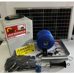 Uğur Mühendislik Elektrikli Çit Domuz Kovucu Cihazı 50 Watt Panel