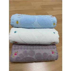 3 Adet Krem*Mürdüm*Mavi Renk Nakışlı Ayak Havlusu  Pamuk Ölçü:50 x 70