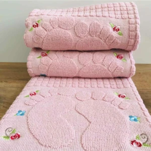 Çapa Home 3 Tane Nakışlı Ayak Havlusu  Pamuk Ölçü:50 x 70