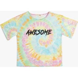 Oversize Tişört Batik Desenli Slogan Baskılı Kısa Kollu