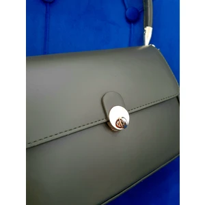 Kapaklı Model Gold Renk Kilit Sistemli Kadın Omuz Çantası