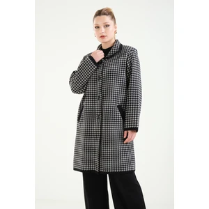 Giyim Dünyası Kadın Çift Cepli Desenli Anne Hırkası Bej