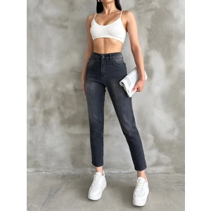 Denim Kumaş Antasit Yıkamalı Yüksek Bel Slim Mom Jeans