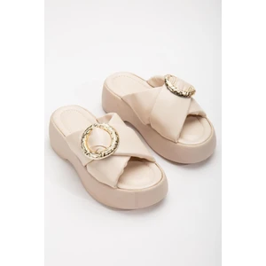 Dilimler Ayakkabı Büyük Tokalı Kalın Taban Cilt Bej Kadın Dolgu Topuk Terlik