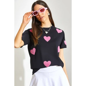 Kadın Süzene Kalp Nakışlı Basic T-Shirt