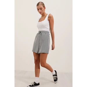 5329 Çizgili Şort Siyah