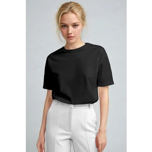 Teenage Millionaire Kadın Siyah %100 Pamuk Nefes Alan Bisiklet Yaka Regular Fit Normal Kesim Baskisiz Basic T-Shirt