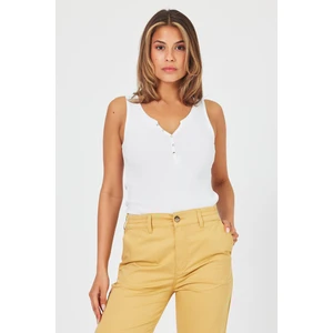 Kadın Matilda Beyaz Düğme Detaylı Vücuda Oturan Atlet