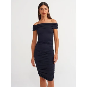 91153 Omuzları Açık Büzgülü Mini Elbise-Siyah