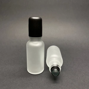 20 ml Buzlu Cam Roll On Şişesi , Siyah Kapaklı Cam Esans Şişesi 20 cc  x 3 Adet