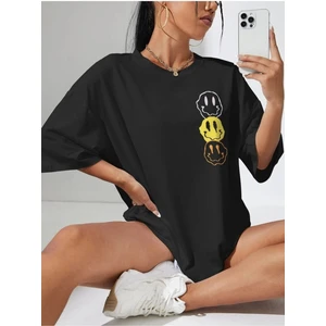 Kadın Gülen Yüz Baskılı Bisiklet Yaka Salaş Oversize Boyfriend Siyah T-Shirt