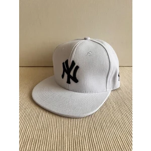 Cosmo Outlet Ny Nakışlı Arkasından Ayarlanabilir Unisex Beyaz Renk Hip Hop Şapka