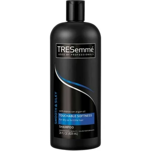 TRESemme Pürüzsüz ve İpeksi Saçlar İçin Şampuan 828ML