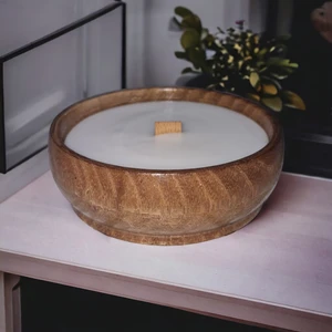 Cocos Candles Ahşap Mumlukta Lavanta Kokulu  Doğal Soya Mum (11 Cm)