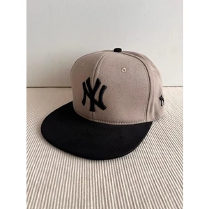 Cosmo Outlet Ny Nakışlı Arkasından Ayarlanabilir Unisex Siyah-Bej Renk Hip Hop Şapka