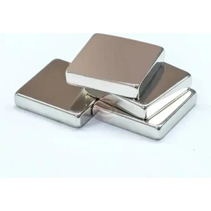 12 x 12 x 3 Neodymium Mıknatıs