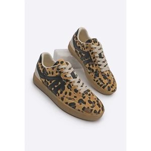 Kadın Sneaker Bağcıklı Düz Taban Spor Ayakkabı Tiyone Leopar