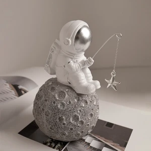 Iskandinav Yaratıcı Astronot Süsleri Masaüstü Dekorasyonu Yeni Eve Taşınıyor (Yurt Dışından)