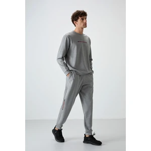 Air Jones Gri Melanj Pamuklu Kalın Yumuşak Dokulu Comfort Fit Baskılı Erkek Eşofman Takım - 85239