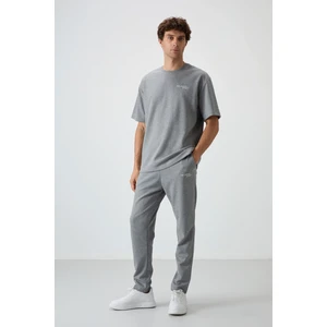 Air Jones Gri Melanj Pamuklu Kalın Yumuşak Dokulu Oversize Fit Nakışlı Erkek Eşofman Takım - 85252